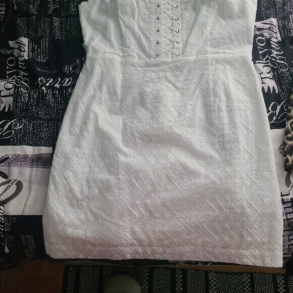 FOREVER 21 Twee Coquette White Eyelet Ladies Mini Dress size LARGE - Picture 3 of 9